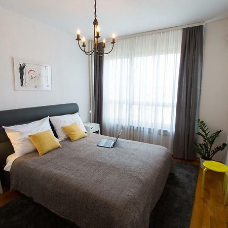 Apartment Bonbon Zagreb Bagian luar foto
