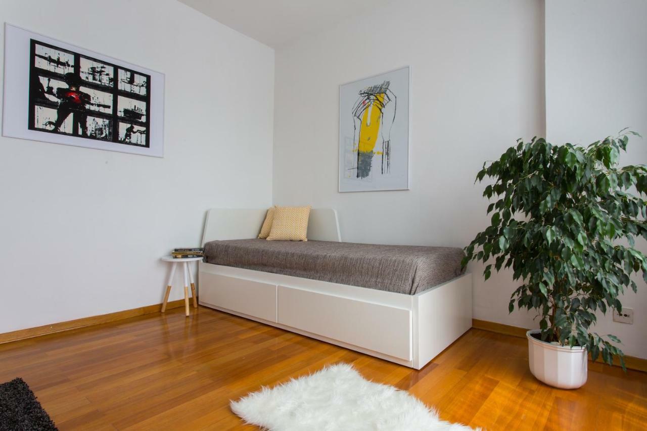 Apartment Bonbon Zagreb Bagian luar foto