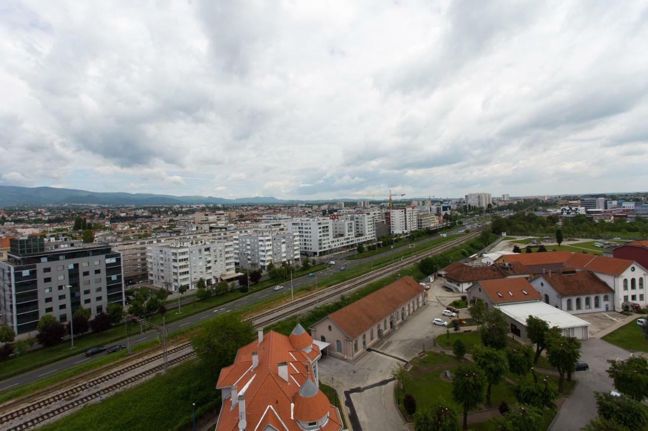 Apartment Bonbon Zagreb Bagian luar foto