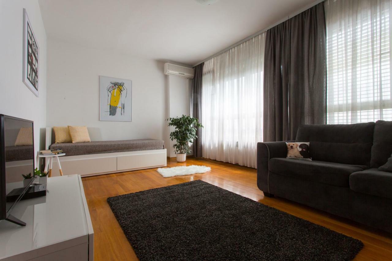 Apartment Bonbon Zagreb Bagian luar foto