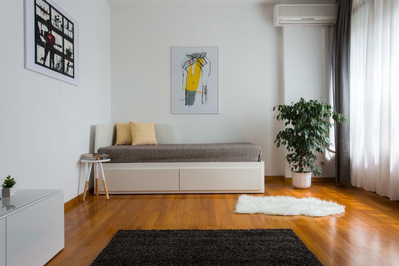 Apartment Bonbon Zagreb Bagian luar foto