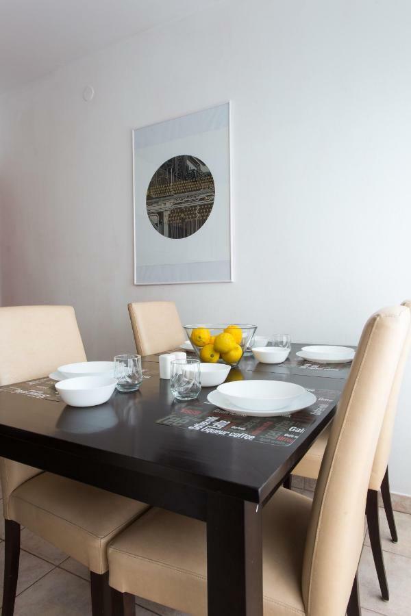 Apartment Bonbon Zagreb Bagian luar foto